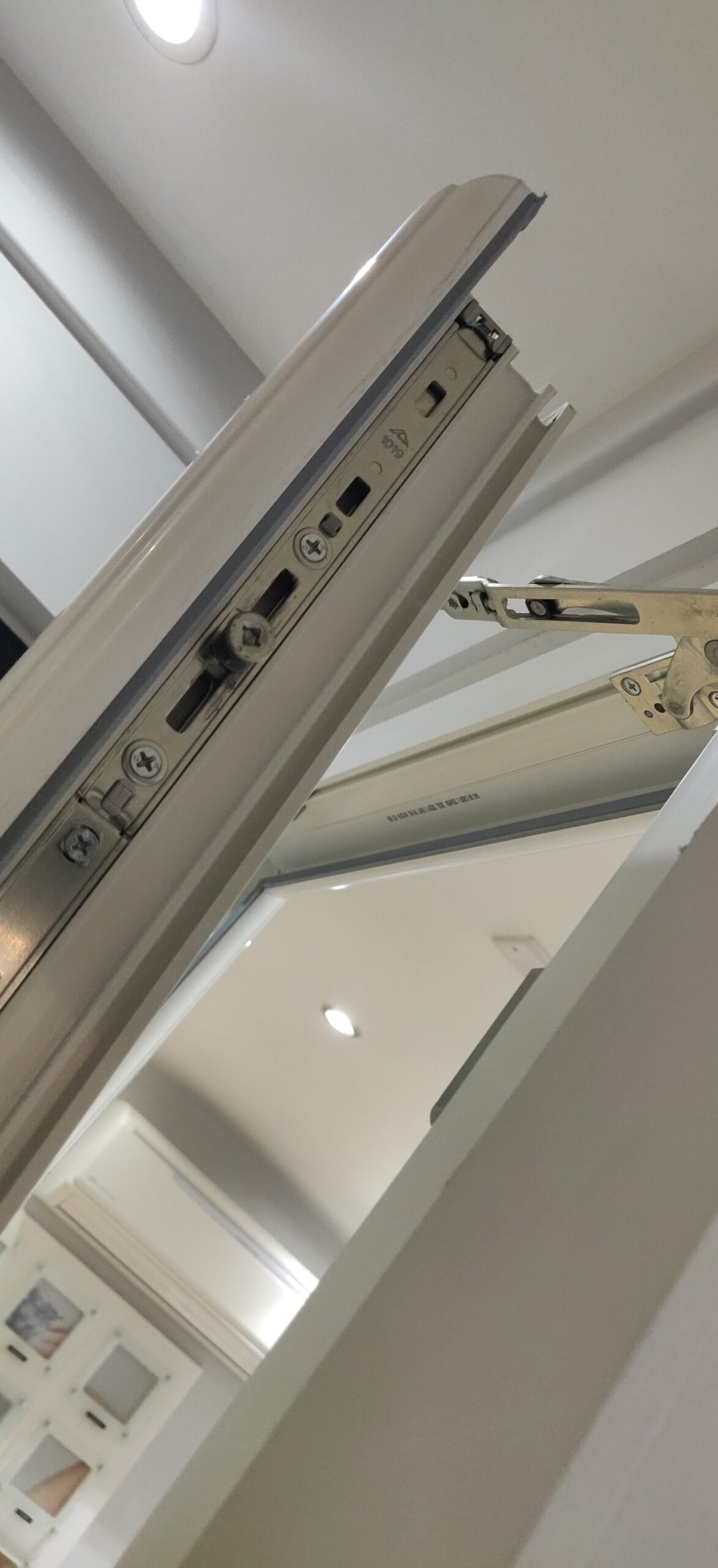 TEasy Clean Hinges